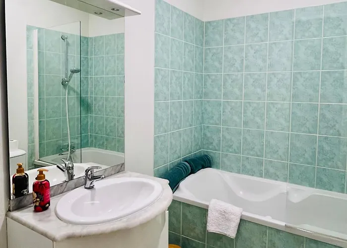 Arquebuse - Centre De Avec Jardin Daire